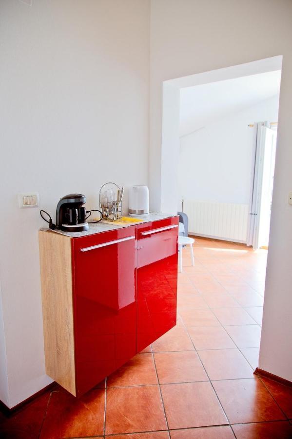 Апартаменти Apartmans Dina And Hana Radeki Polje 50 Loborika Екстер'єр фото