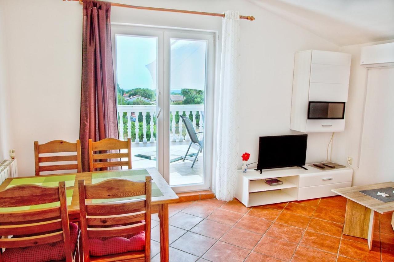 Апартаменти Apartmans Dina And Hana Radeki Polje 50 Loborika Екстер'єр фото