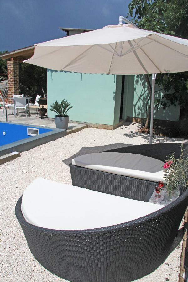 Апартаменти Apartmans Dina And Hana Radeki Polje 50 Loborika Екстер'єр фото